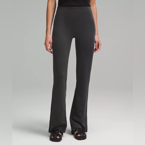 Pants - Lululemon Brushed Softstreme Ribbed Zip Flared Pant Size 6